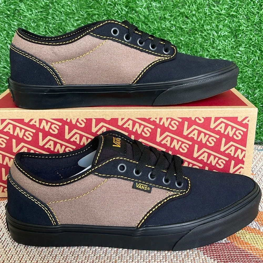 Vans WMNS Atwood Outcore Phantom/Black
VN000CX8B29
Sneakers - Picture 2 of 16